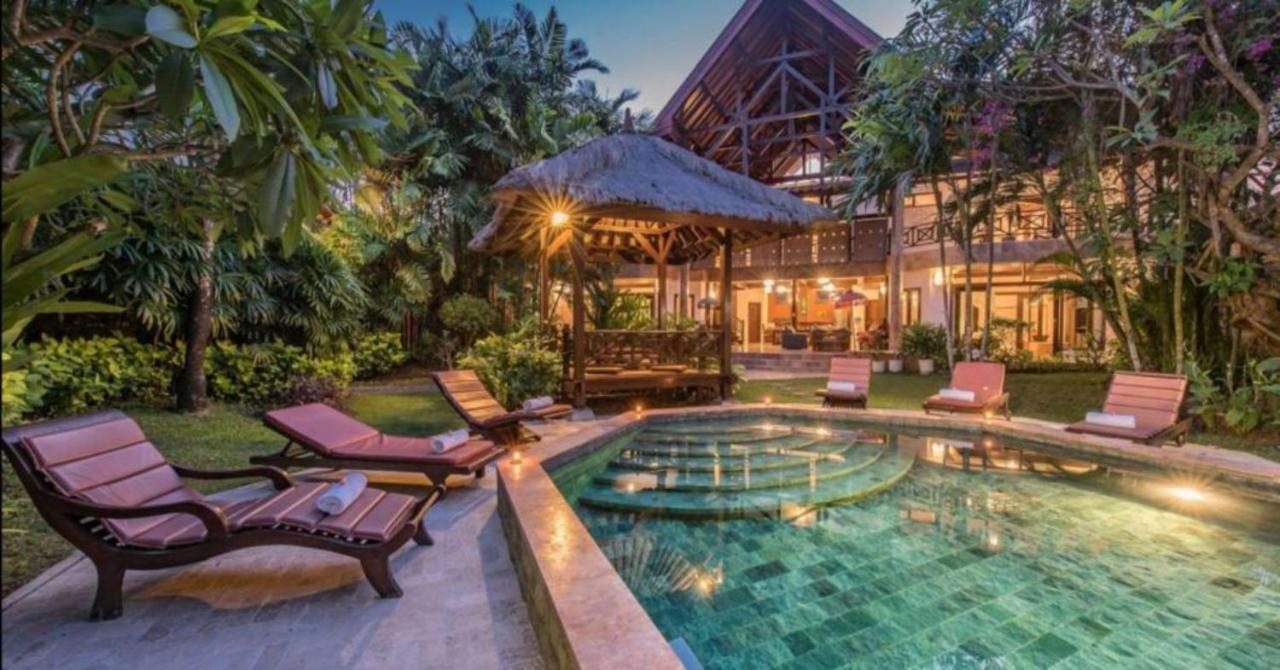 New Daria Villas Seminyak Esterno foto
