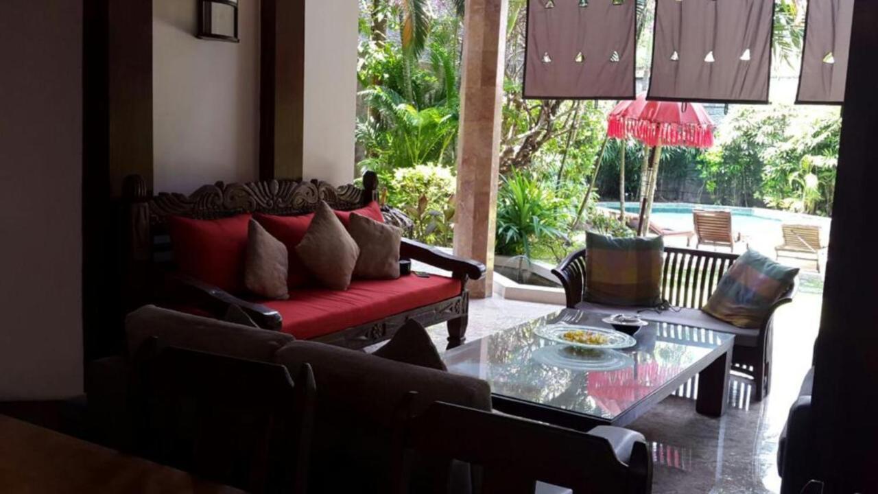 New Daria Villas Seminyak Esterno foto